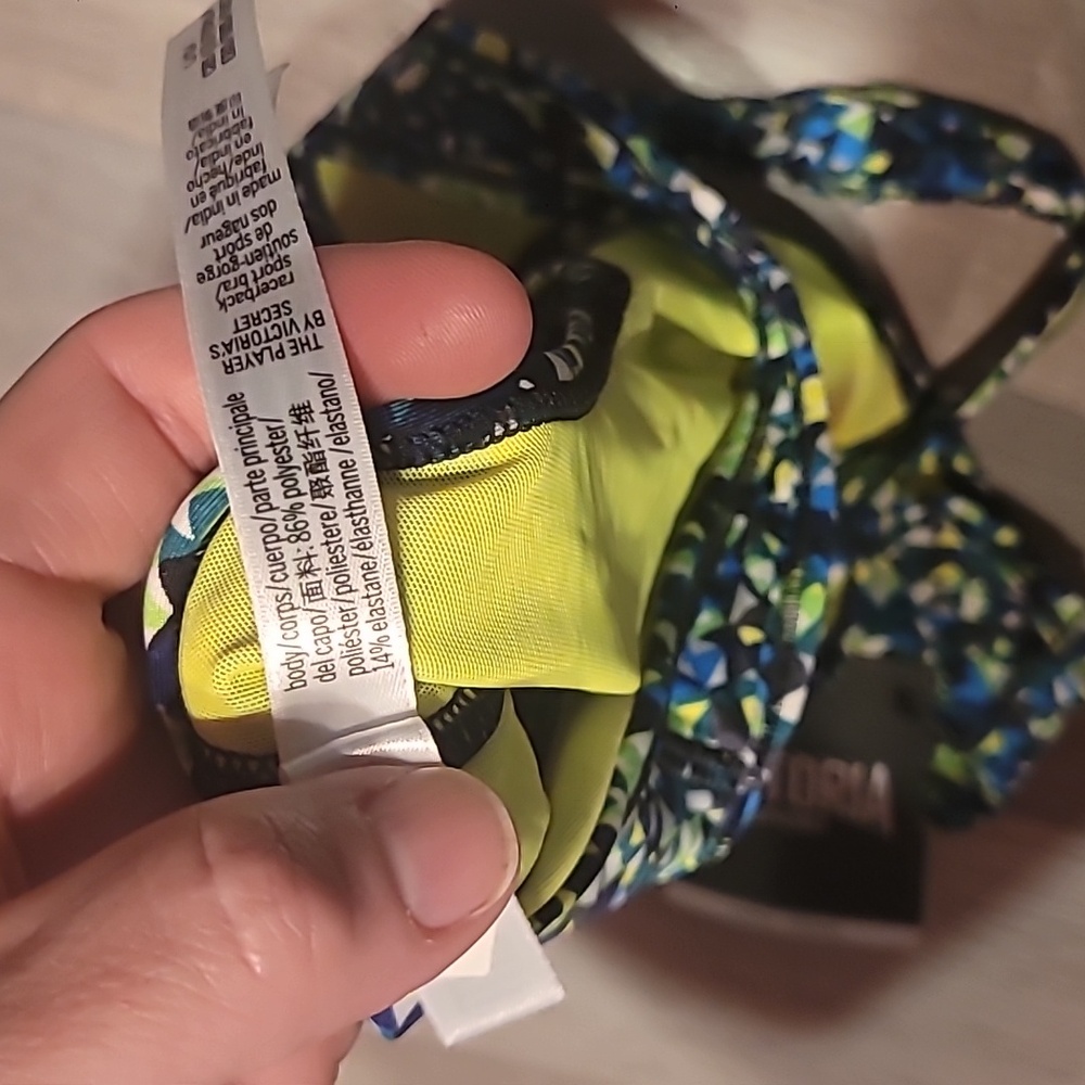 Nwt Victoria Sport Women's The Player Abstract Print Racerback Sports Bra Size L - Picture 4 of 4